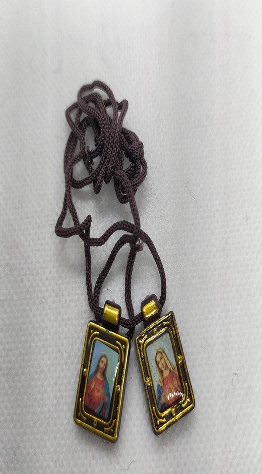 Brown Thread Scapular