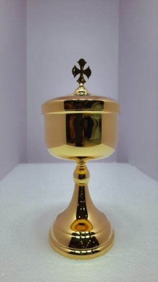 7.5 Inch Plain Gold Glossy Ciborium