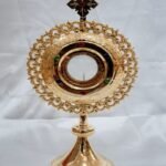 1.2  Feet  Monstrance