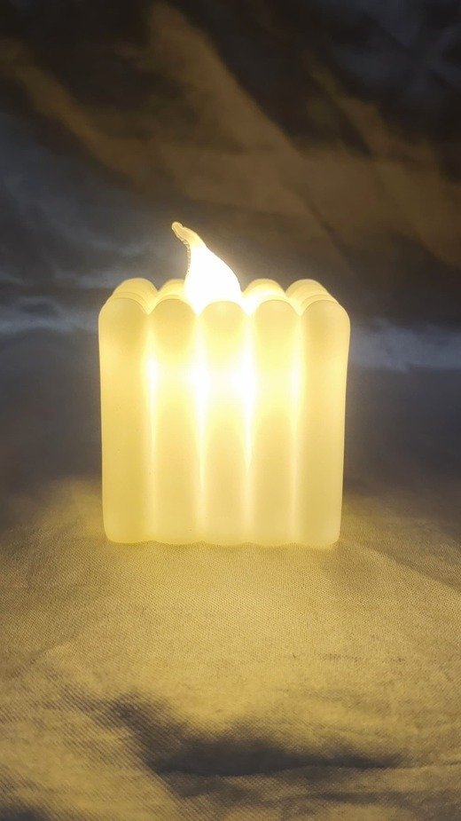 White LED candle - 2 Inch